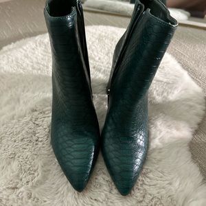 Crocodile Chunky Heel Boot